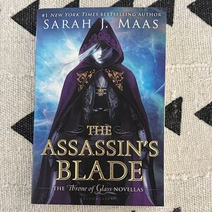 The Assassin's Blade Book by Sarah J. Maas